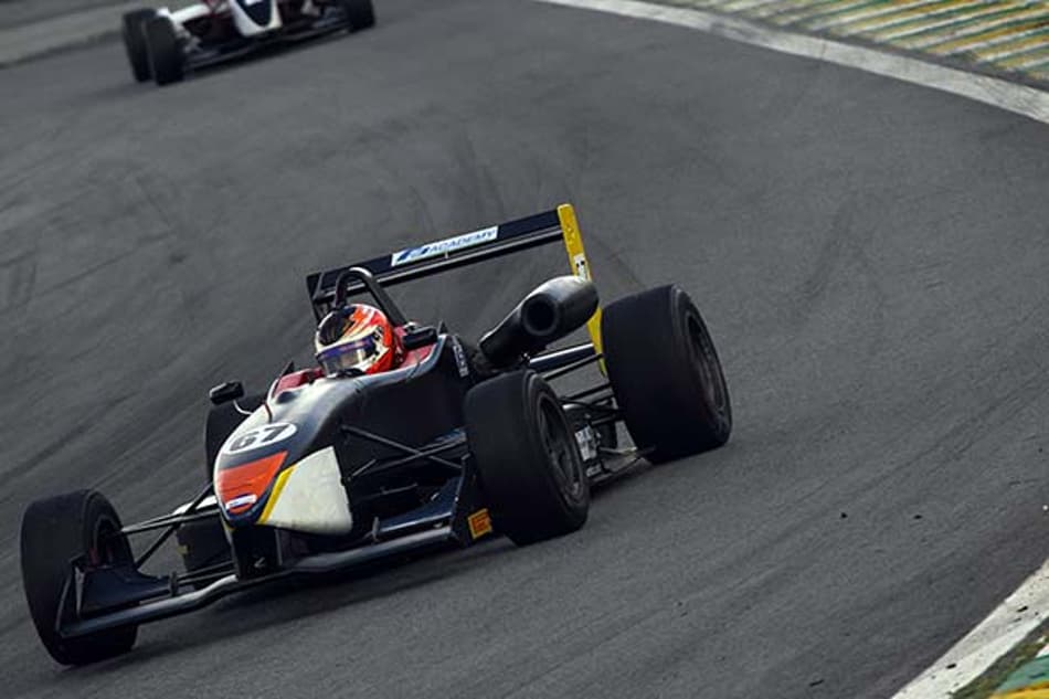 Carro da F-3 Brasil se mostra um dos mais seguros das pistas nacionais após acidente