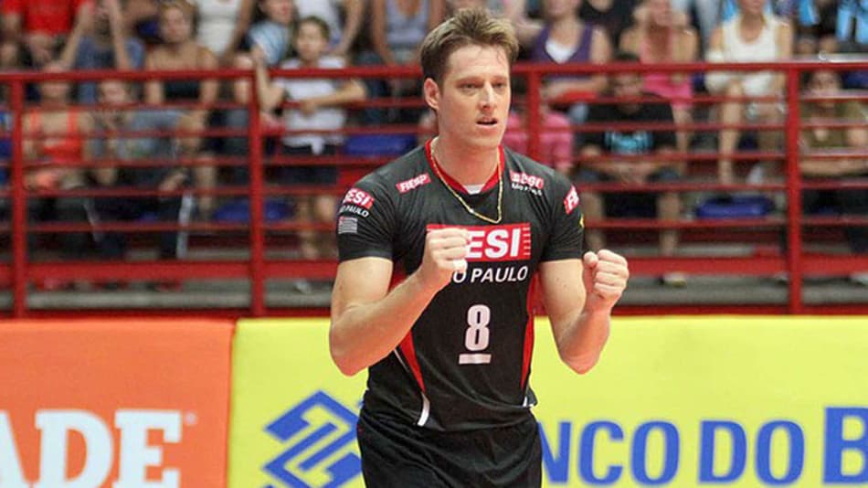 Após afastamento de oito meses, Murilo voltará neste sábado