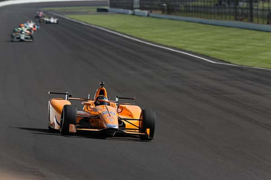 Ed Carpenter lidera terceiro dia em Indianápolis, Alonso surpreende em 4º