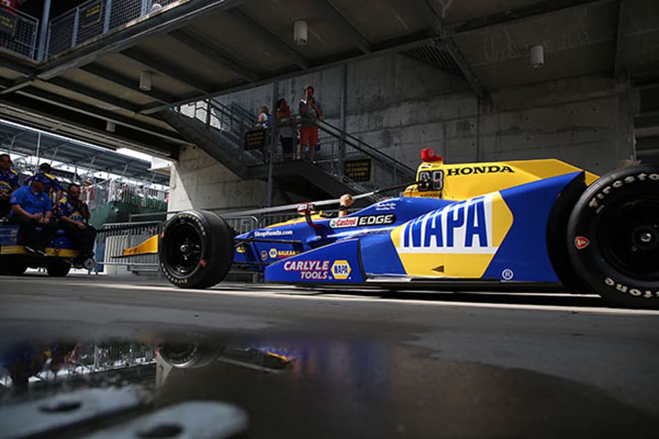 Chuva atrasa treino classificatório da Indy 500