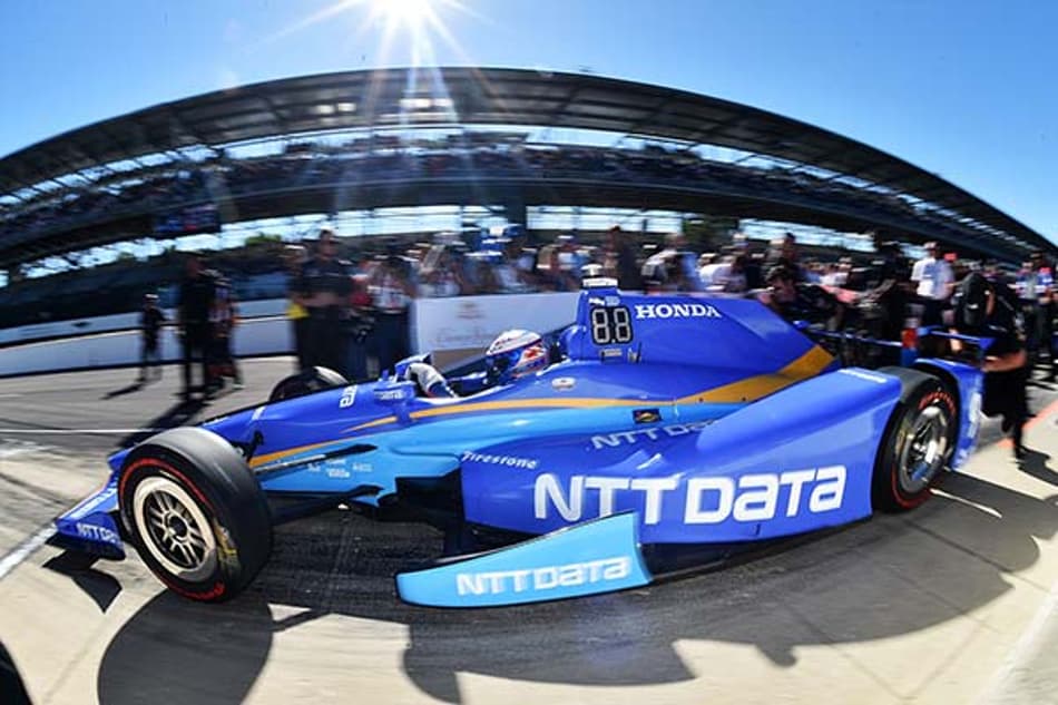 Scott Dixon faz a pole para a Indy 500; Alonso largará em quinto