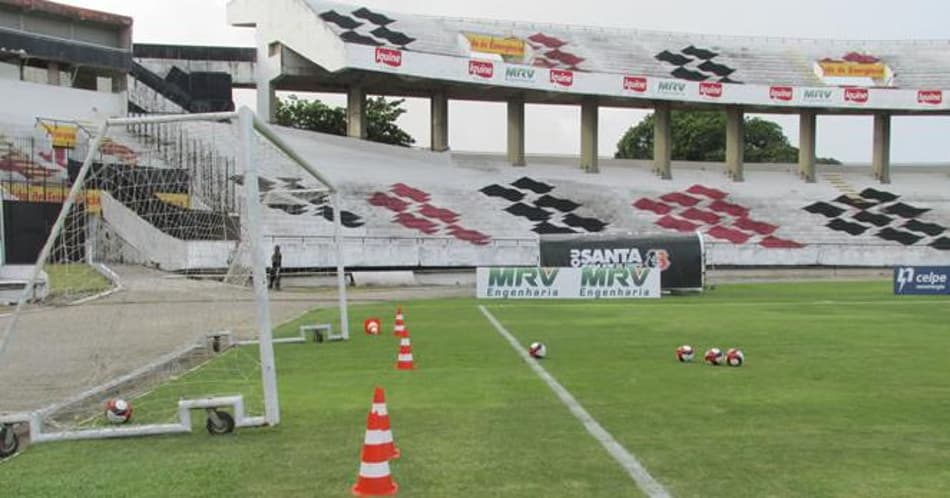 Sem confrontos na semana, Santa Cruz ganha dia de folga