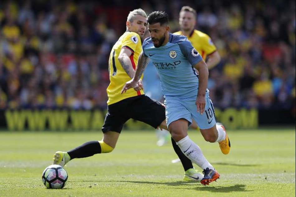 Pep Guardiola dá previsão de retorno para o atacante Aguero