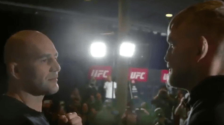 Veja a encarada entre Glover e Gustafsson antes do UFC Suécia