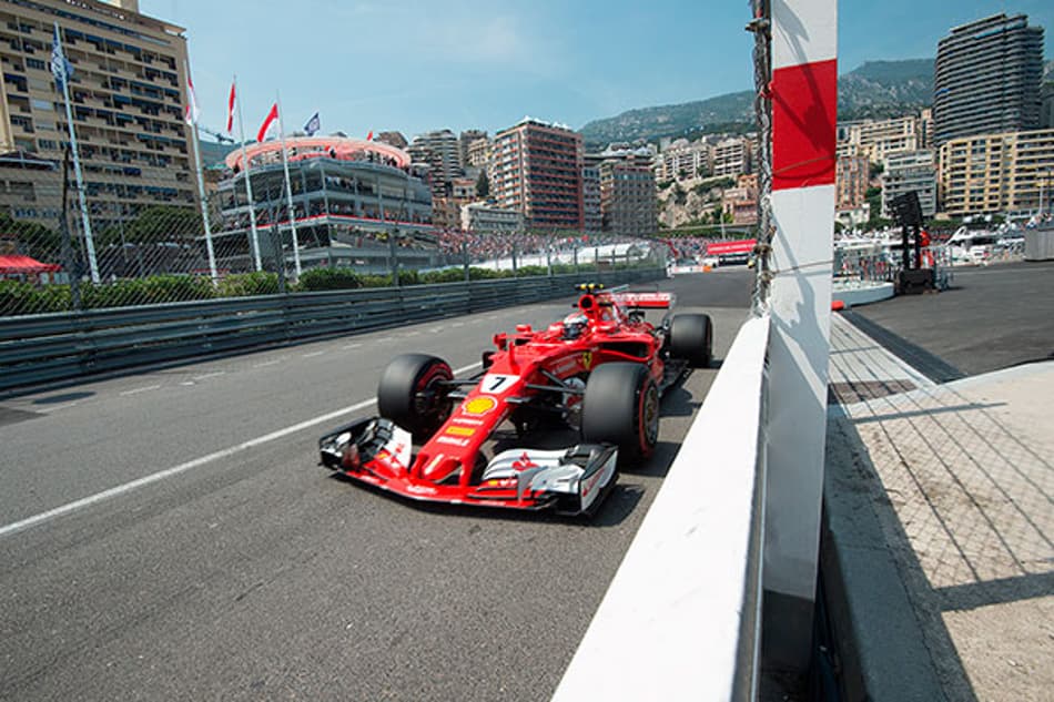 Após nove anos Raikkonen volta a largar na frente na F1