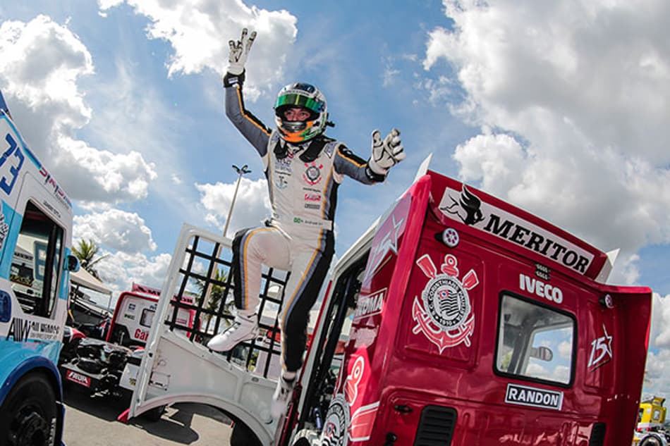 Primeira pole da Copa Truck é de Roberval Andrade