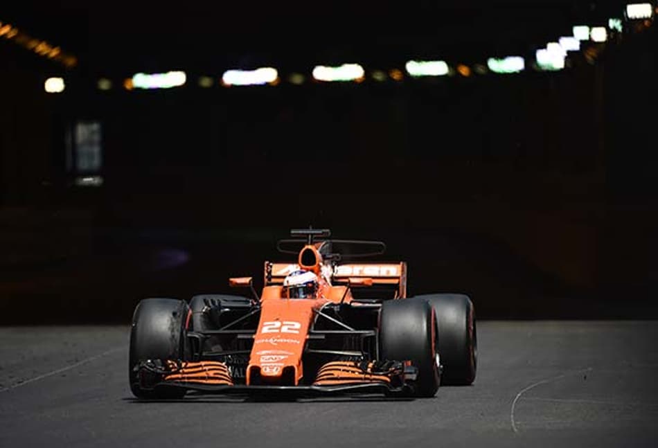 Depois de boa classificação, McLaren abandona em Mônaco
