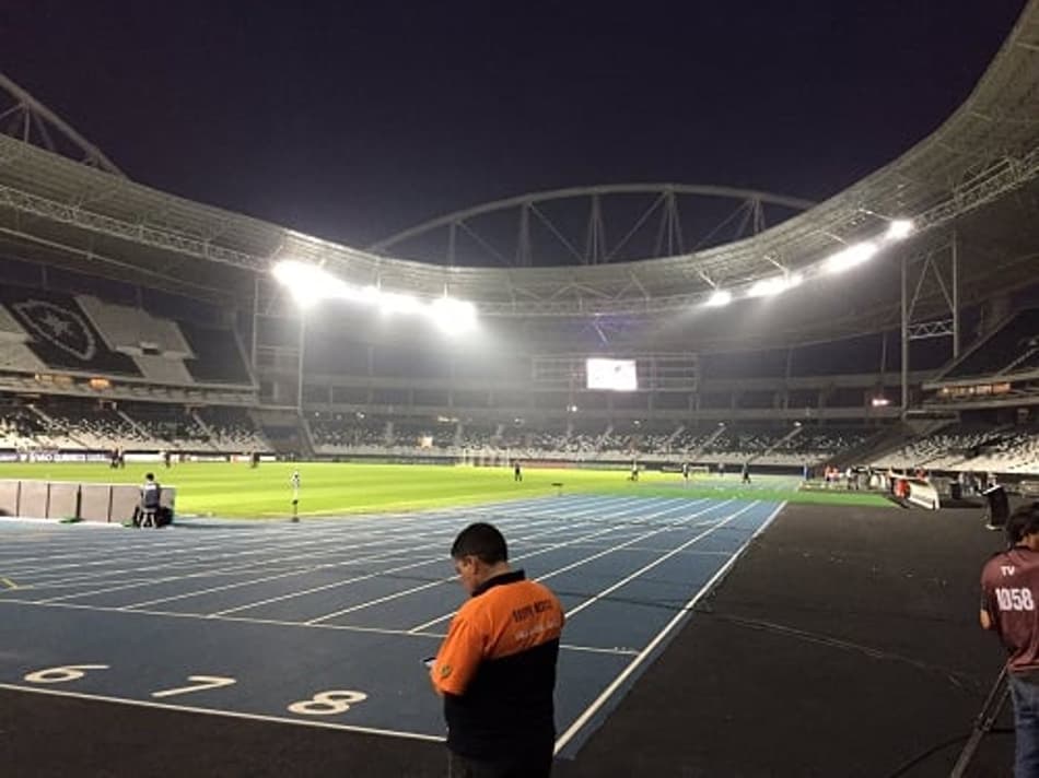 No returno, Botafogo x Flamengo será no Nilton Santos, diz presidente