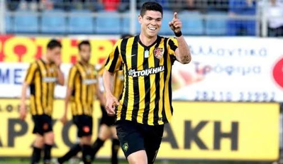 Brasileiro celebra vaga do AEK na próxima Liga dos Campeões da UEFA