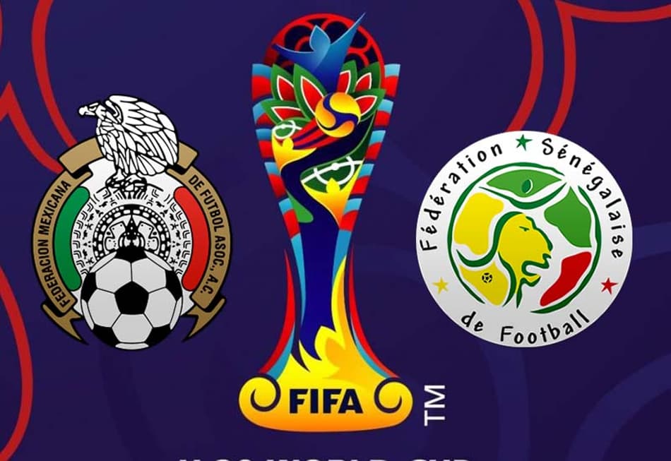Mesmo com um homem a mais, México sofre, mas vence Senegal e avança