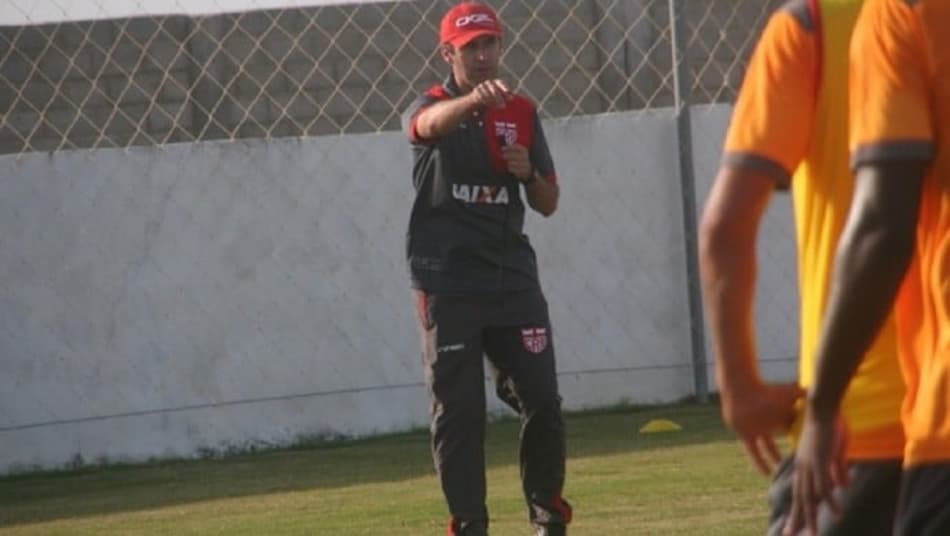 CRB e Corinthians duelam por maior invencibilidade das Séries A e B