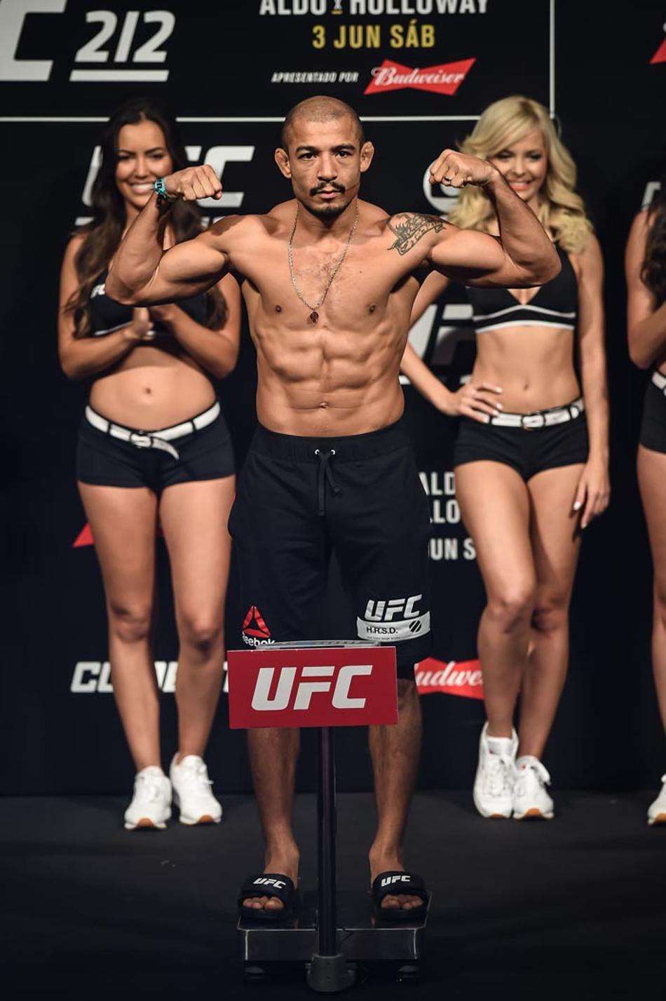 ‘Rei do Rio’, José Aldo tenta manter tradição contra Holloway no UFC Rio
