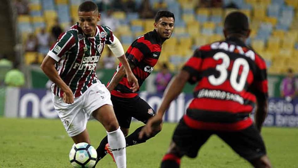 Contra o São Paulo, Vitória tenta superar fase ruim no Brasileirão