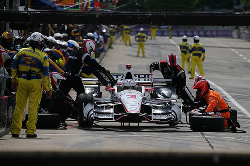 Helio Castroneves: “As bandeiras amarelas não nos ajudaram”