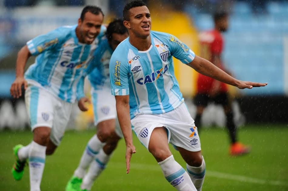 Avaí marca seu primeiro gol no Brasileirão e vence o Sport por 1 a 0