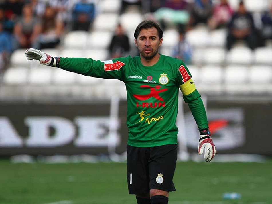 Futebol Peruano: Após falha grotesca, goleiro encerra a carreira