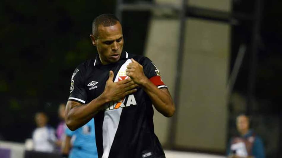 Blog do Garone: Luis Fabiano assume a vice-liderança do Troféu Ademir Menezes