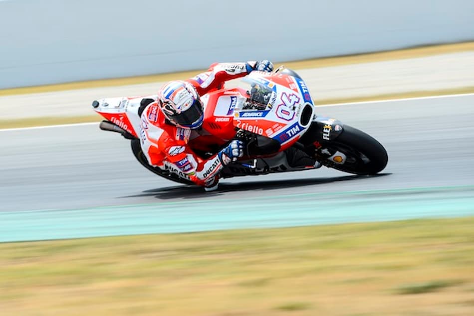 Depois de reclamações, MotoGP reverterá traçado de Barcelona