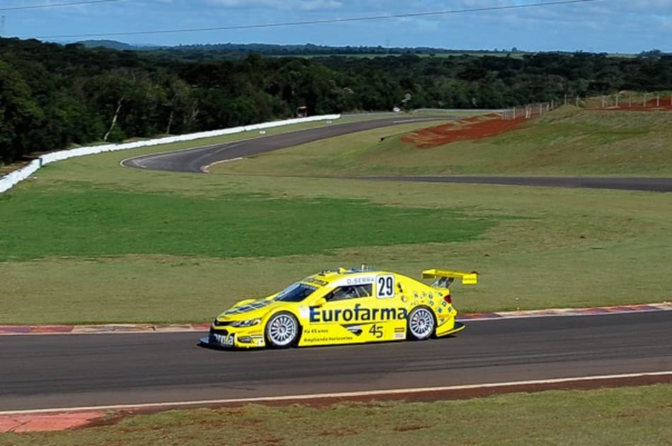 Stock Car: Daniel Serra lidera primeiro ensaio para quarta etapa, em Cascavel