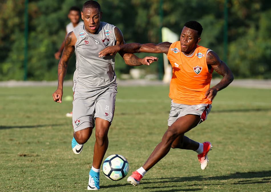 Cheio de desfalques, Abel deve dar 1ª chance a garotos contra o Palmeiras
