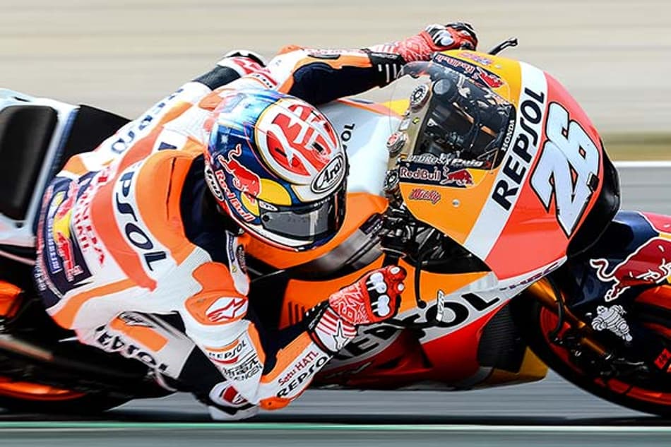 Pedrosa supera Lorenzo e é pole em Barcelona