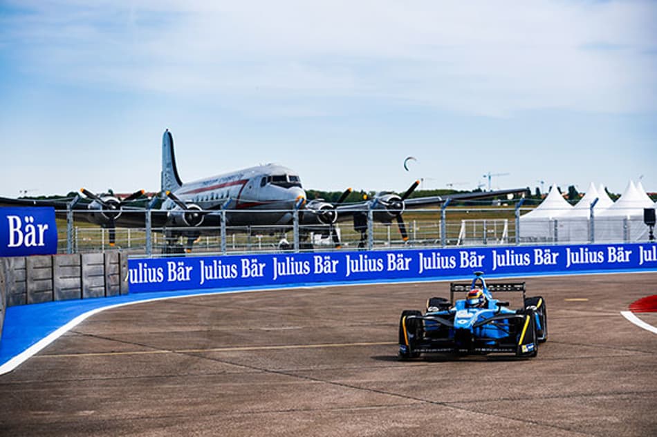 F-E: Sebastien Buemi é excluído do resultado da primeira corrida em Berlim