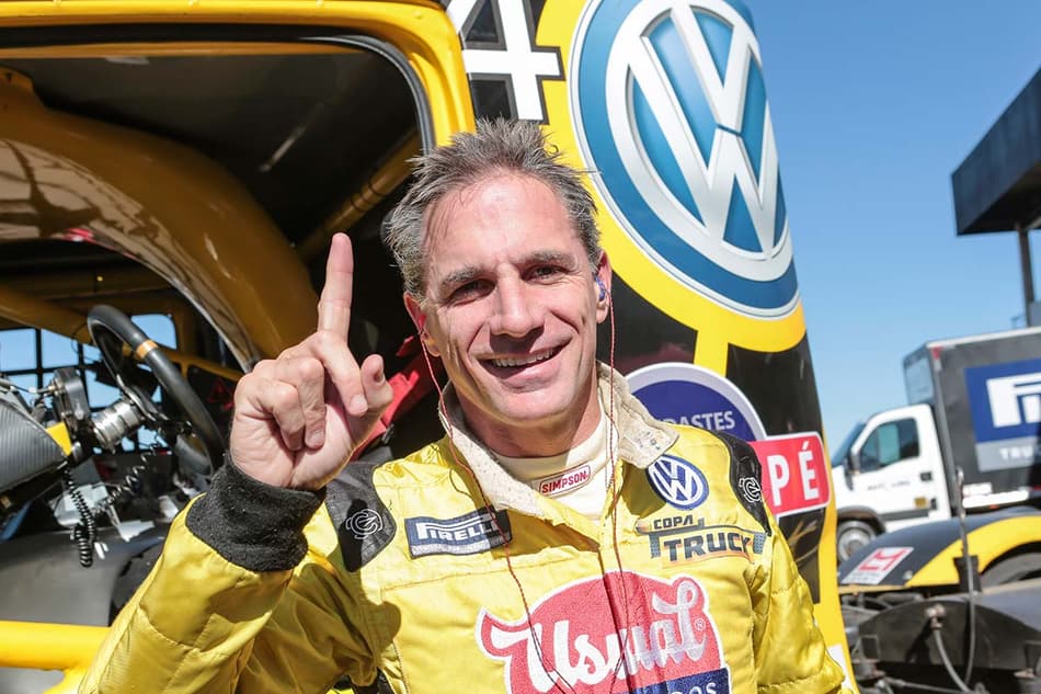 Copa Truck: Giaffone confirma domínio e sai na pole