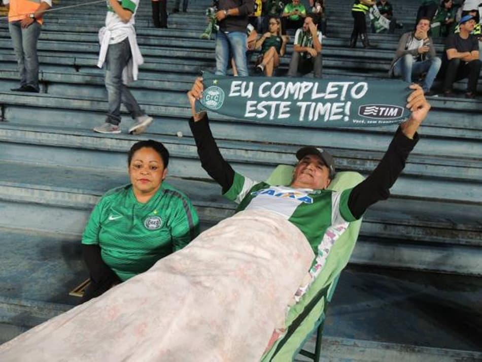 Amor e superação: a história do casal de torcedores que você respeita