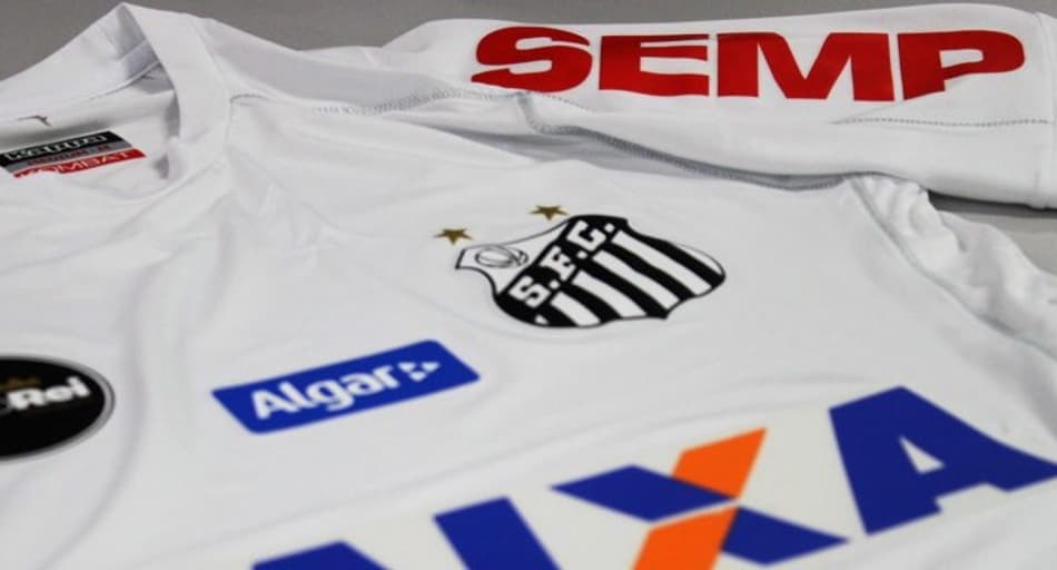 Santos acerta patrocínio para manga da camisa até o fim da temporada