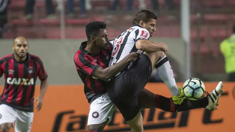 Números da Bola: Estatísticas de Atlético-MG 0x1 Atlético-PR