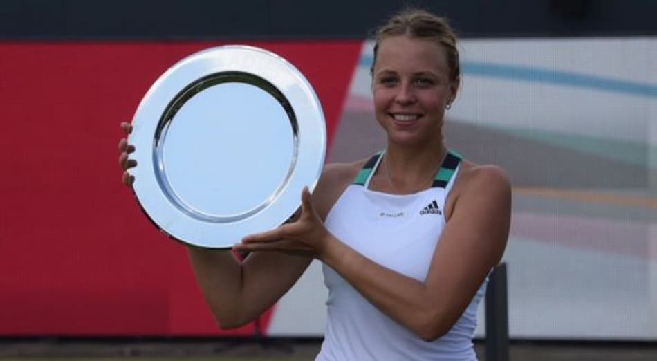 Kontaveit conquista primeiro WTA da carreira na Holanda