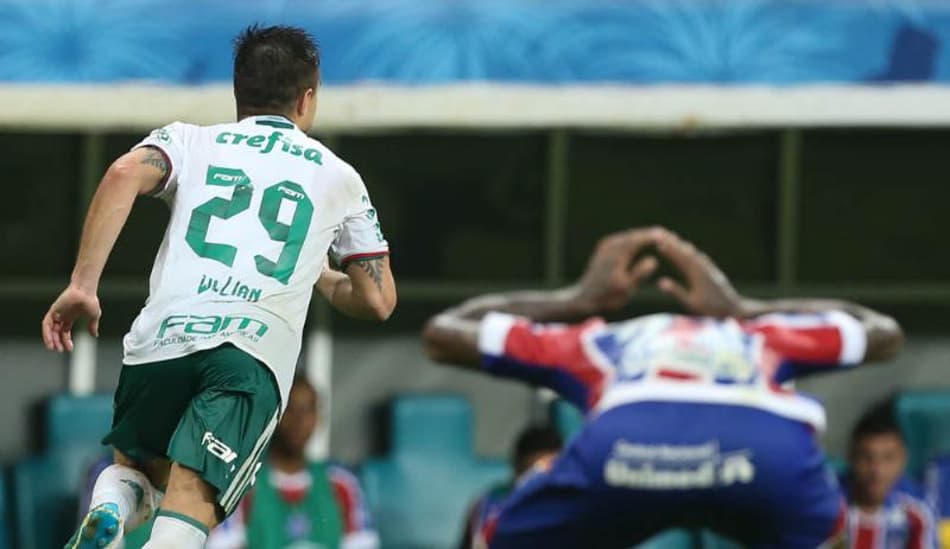 Willian desencanta após seis jogos e diz: ‘Venho lutando por isso’