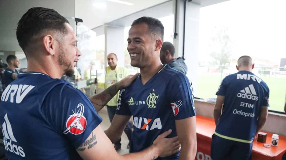 Flamengo confia que terá Geuvânio no clássico contra o Vasco