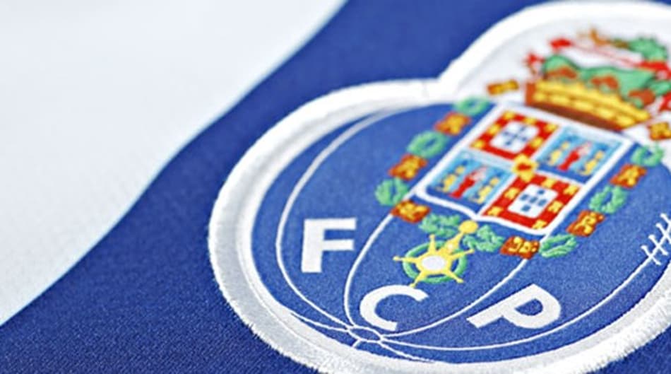 Caso dos e-mails: Porto entrega documentos contra Benfica a autoridades