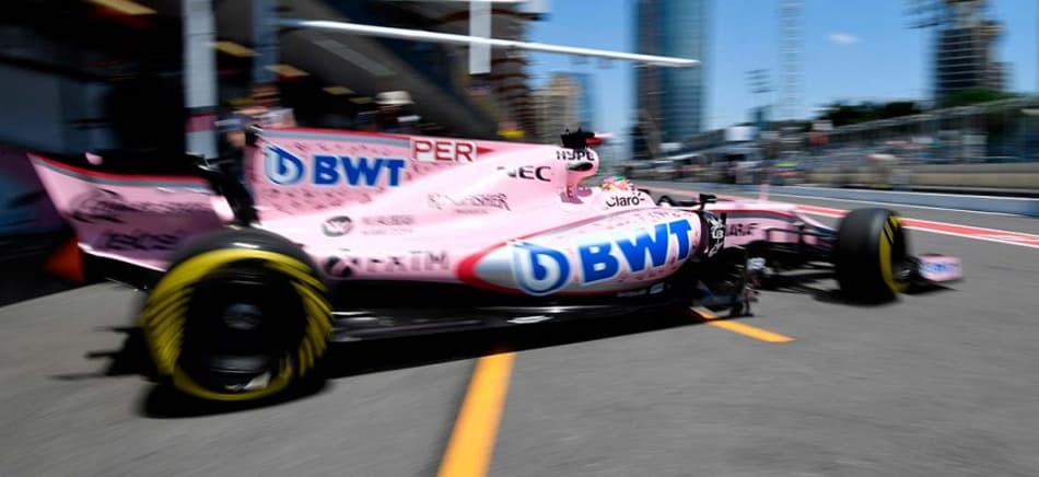Sergio Perez bateu nos dois treinos livres em Baku