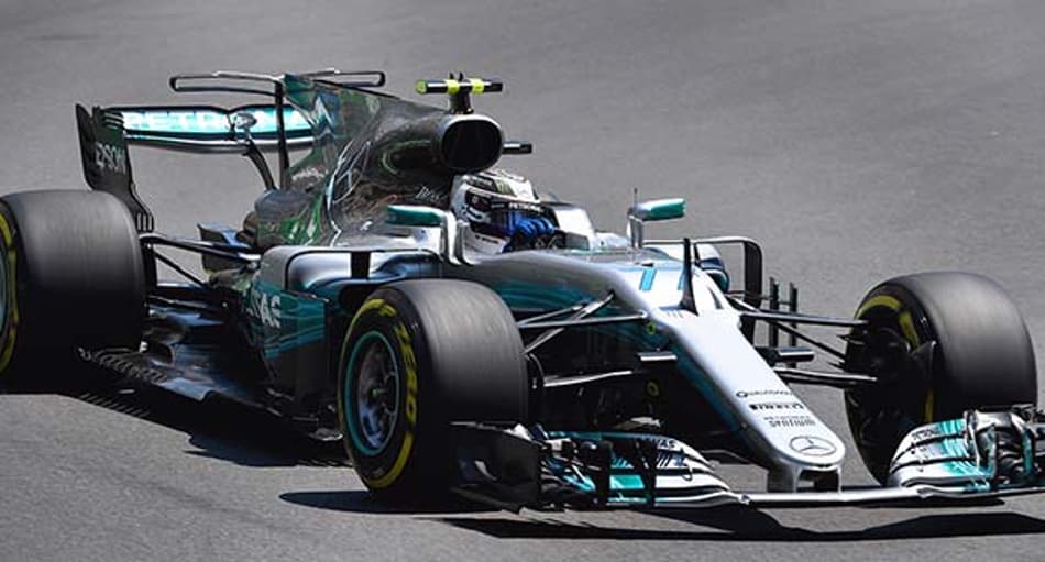 F1: Bottas lidera Raikkonen no último treino para o GP do Azerbaijão