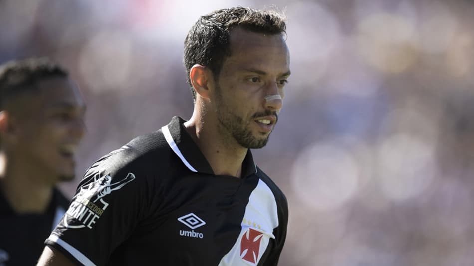 Decisivo no Vasco, Nenê passa a liderar estatística do Brasileirão
