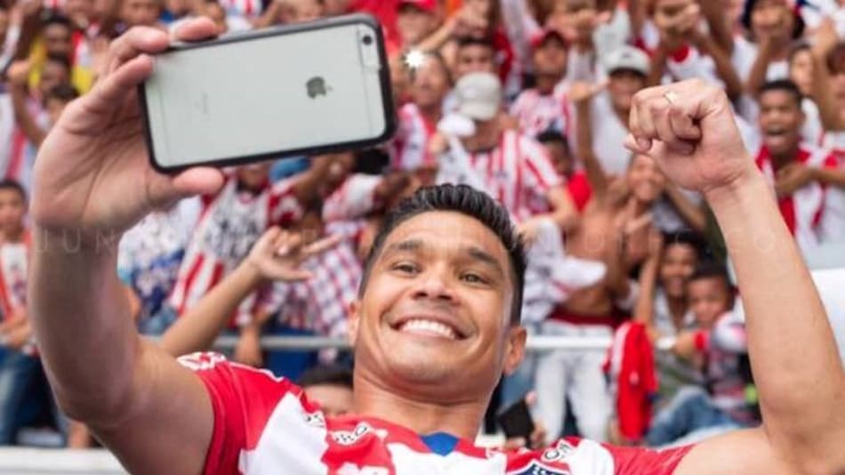 Teo Gutiérrez marca seu primeiro gol pelo Junior Barranquilla