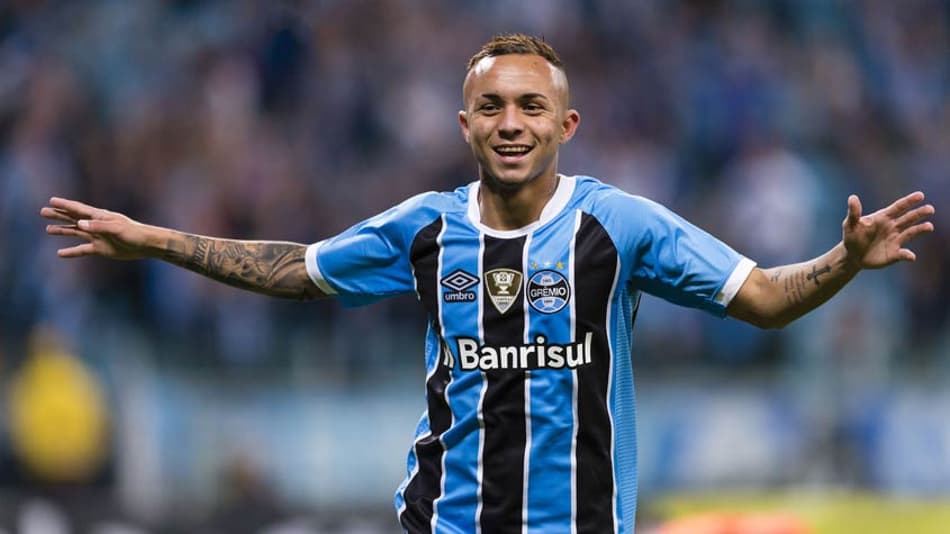 Números da Bola: Estatísticas de Grêmio 4×0 Atlético-PR