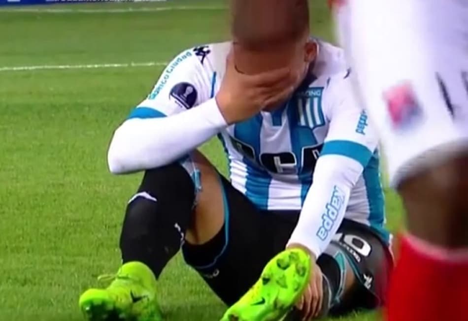 Lautaro Martínez tem fratura no pé esquerdo e vira desfalque no Racing