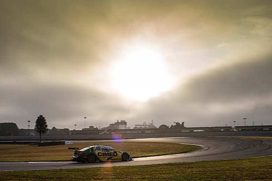 Corrida do Milhão terá 3 carros da Cimed Racing entre os 7 primeiros, com Gomes e Fraga na 2ª fila