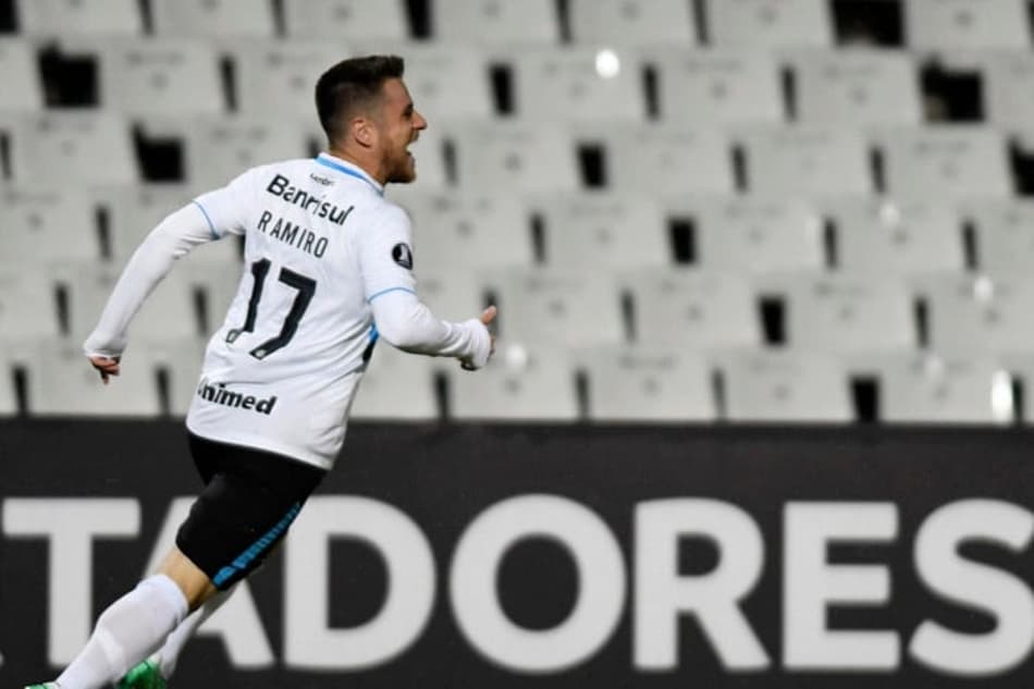 Grêmio controla e vence o Godoy Cruz na Argentina