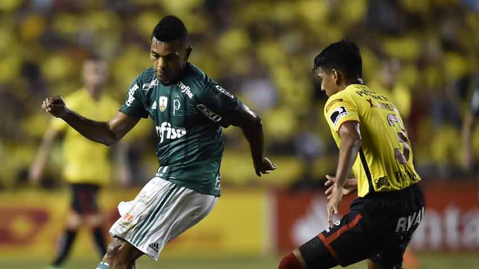 Com 11 derrotas no ano, Palmeiras se aproxima do número total em 2016