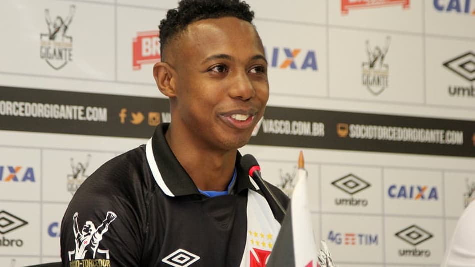 Vasco aguarda retorno de Wellington até o fim do ano e já tem plano B