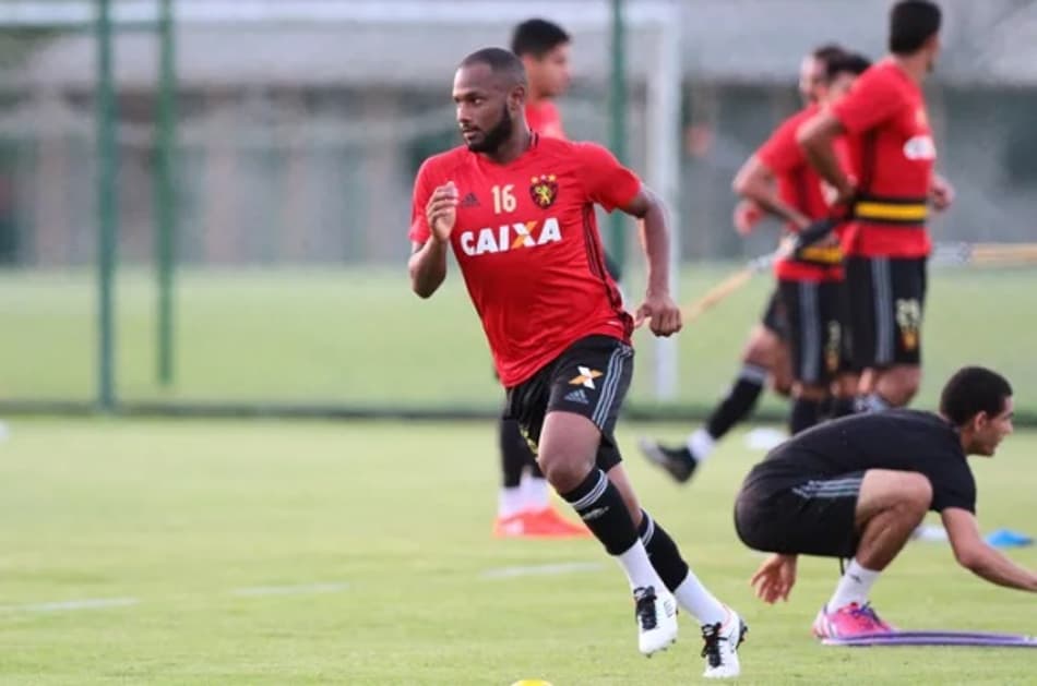 Sport empresta o volante Ronaldo para time da Arábia Saudita