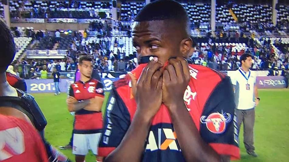 Em nota, Fla repudia violência em São Januário: ‘Episódio desastroso’