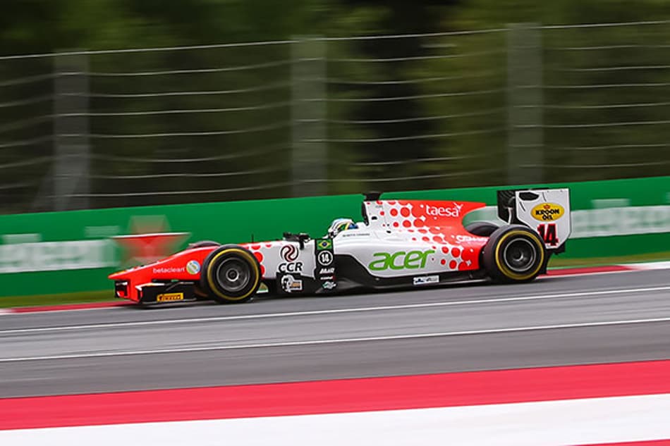 F-2: 800 ml tiraram primeira fila de Sette Câmara na Áustria