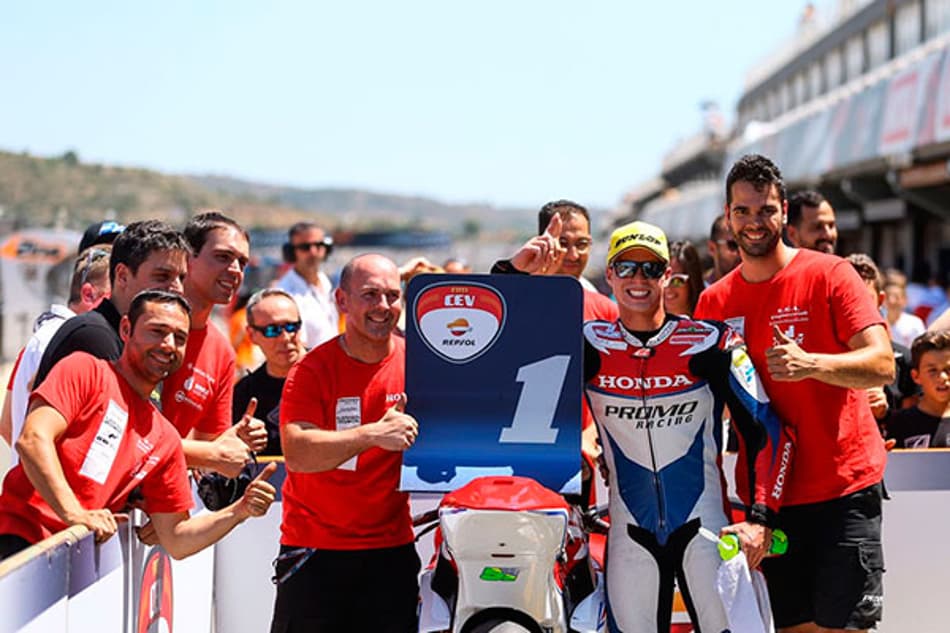 Eric Granado vence no Europeu de Moto2