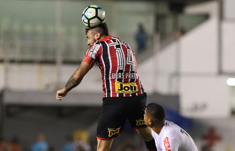 Lucas Pratto deixa o São Paulo com média de 0,29 gol por partida