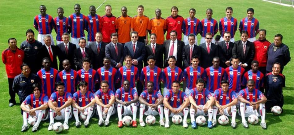 Confira três grandes sul-americanos que estão fora das primeiras divisões nacionais